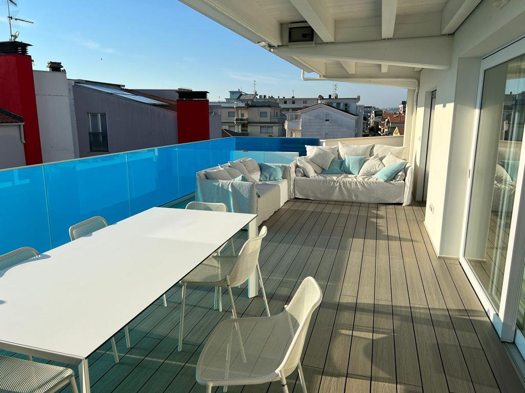 Pavimenti e rivestimenti cucina - Edil D&G